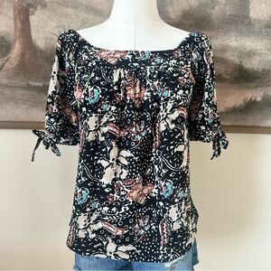 Ann Taylor Black and White Floral Blouse